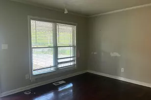 8145 Attleboro Dr, Jonesboro, GA 30238 - Photo 5