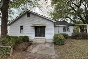109 Vernon St, Dublin, GA 31021 - Photo 9
