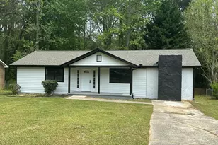70 Darwin Dr, Jonesboro, GA 30238 - Photo 3