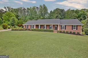 105 Walden Way, Fayetteville, GA 30214 - Photo 3