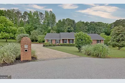 105 Walden Way, Fayetteville, GA 30214 - Photo 1