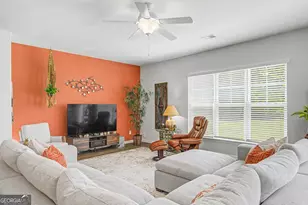 131 Crystal Lake Dr, Savannah, GA 31407 - Photo 15