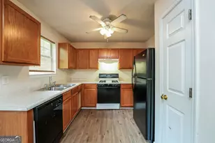 2809 Abbot Ln, Lithonia, GA 30058 - Photo 5