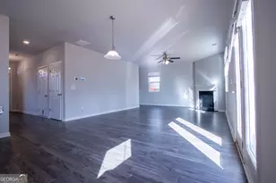 325 Park W Blvd, Athens, GA 30606 - Photo 9