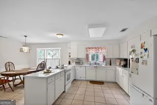 221 Azalea Dr, Statesboro, GA 30458 - Photo 5