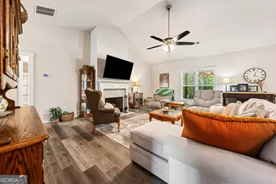 237 N Point Circle, Hartwell, GA 30643 - Photo 9
