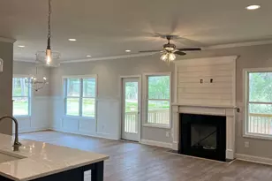 2736 Thomas View Ct, Loganville, GA 30052 - Photo 9