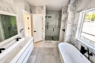 1637 Ezra Church Dr NW, Atlanta, GA 30314 - Photo 27