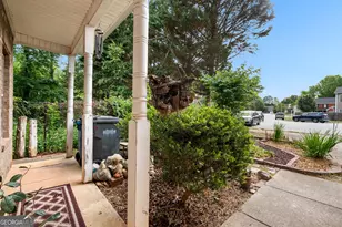 635 Shadowmoore Dr, Riverdale, GA 30274 - Photo 5