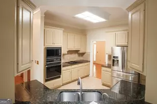 320 Millstone Cir, Athens, GA 30605 - Photo 9