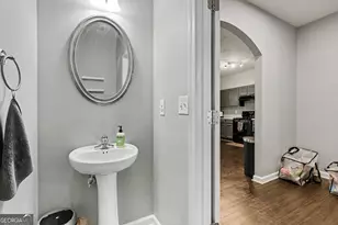 6211 Shoals Loop, Union City, GA 30291 - Photo 21
