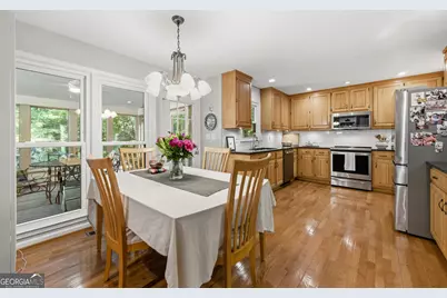 2237 Major Loring Way SW, Marietta, GA 30064 - Photo 9