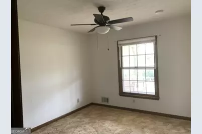117 Russell Circle, McDonough, GA 30252 - Photo 3
