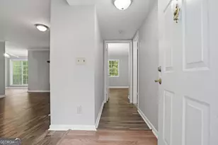 704 Glenleaf Dr, Peachtree Corners, GA 30092 - Photo 3