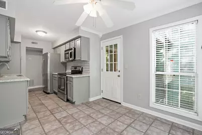 704 Glenleaf Drive, Peachtree Corners, GA 30092 - Photo 9