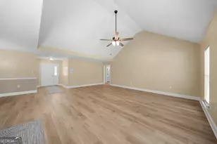 303 Peg-Wen Blvd, Statesboro, GA 30461 - Photo 5