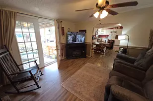 395 E Milner Rd, Zebulon, GA 30295 - Photo 47