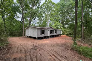 1018 Neal Rd, Commerce, GA 30530 - Photo 5
