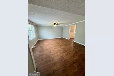 666 Woolfolk Street, Macon, GA 31217 - Photo 5