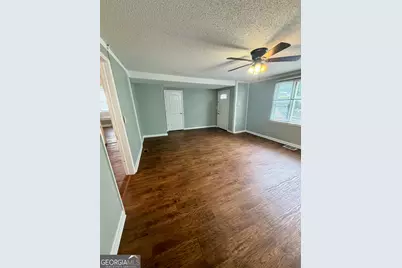 666 Woolfolk Street, Macon, GA 31217 - Photo 9