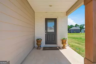 110 Red Barn Ct, Perry, GA 31069 - Photo 3
