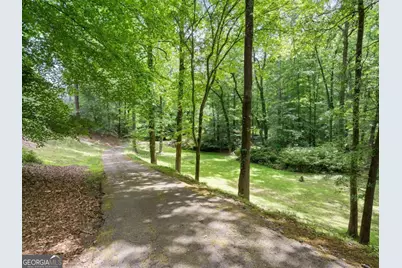 1340 W Garmon Road, Sandy Springs, GA 30327 - Photo 3