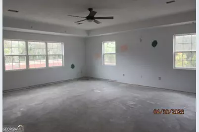 237 Milton Varnadore Rd, Reidsville, GA 30453 - Photo 5