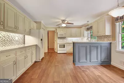 717 Tyrone Road, Tyrone, GA 30290 - Photo 7