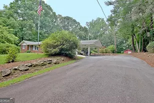 717 Tyrone Rd, Tyrone, GA 30290 - Photo 3