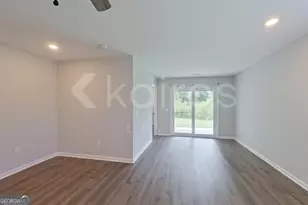 52 Cottage Grove Dr, Brunswick, GA 31525 - Photo 3