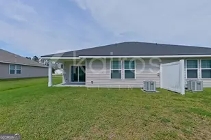 52 Cottage Grove Dr, Brunswick, GA 31525 - Photo 17