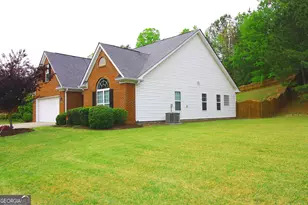 25 Pacific Ave, Sharpsburg, GA 30277 - Photo 3