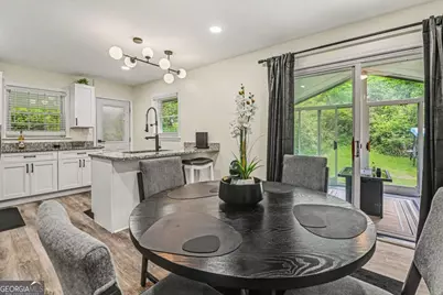 2271 Plantation, Atlanta, GA 30344 - Photo 9