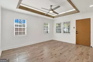 920 W 51st St, Savannah, GA 31405 - Photo 9