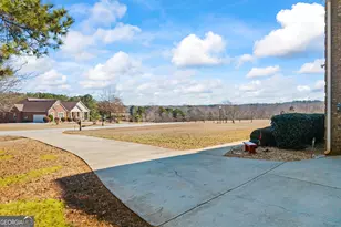 90 Harvey Ave, Covington, GA 30016 - Photo 7