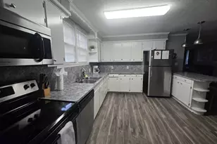 3938 Edgewood Cir, Columbus, GA 31907 - Photo 5