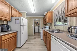 194 Phillips Rd, Eatonton, GA 31024 - Photo 11