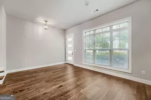 4127 Township Pkwy, Atlanta, GA 30342 - Photo 23