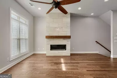 4127 Township Parkway, Atlanta, GA 30342 - Photo 9