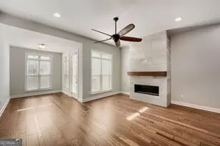 4127 Township Pkwy, Atlanta, GA 30342 - Photo 7