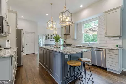 7640 Brookstead Crossing, Johns Creek, GA 30097 - Photo 13