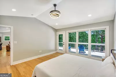 250 Harbor Heights Circle, Lavonia, GA 30553 - Photo 13