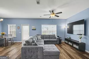 167 Courage Wy, Hinesville, GA 31313 - Photo 5