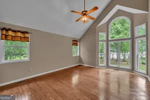 65 Pointe View Ct, Jackson, GA 30233 - Photo 13