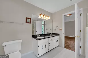 65 Pointe View Ct, Jackson, GA 30233 - Photo 17