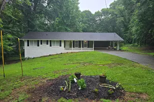 2826 Manor Ct, Snellville, GA 30078 - Photo 1