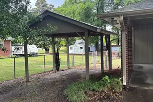 147 Langford St, Winder, GA 30680 - Photo 5