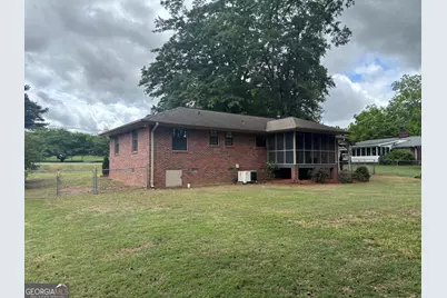 147 Langford Street, Winder, GA 30680 - Photo 3