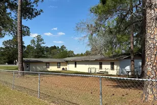 1950 W Elm St, Wrightsville, GA 31096 - Photo 3