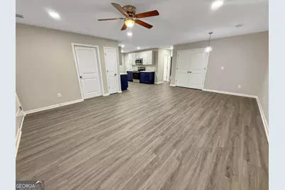 311 Airman Boulevard, Warner Robins, GA 31088 - Photo 7